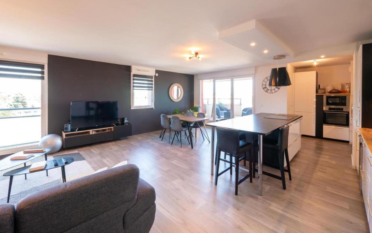 Ferienwohnung Le Luxury - Rooftop - Circuit - 4 Pers Le Mans Exterior foto